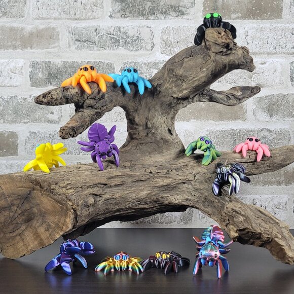 Tiny Spiders FUN SIZE | Halloween Decor | Fun Fidget Toy | 3D Printed - Picture 3 of 11